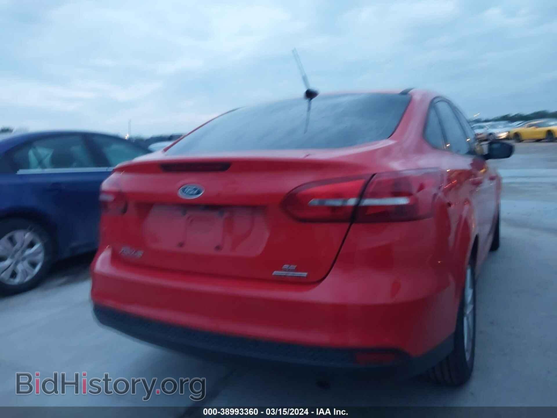 2016 FORD FOCUS - VIN: 1FADP3F2XGL360382 - Фото 4