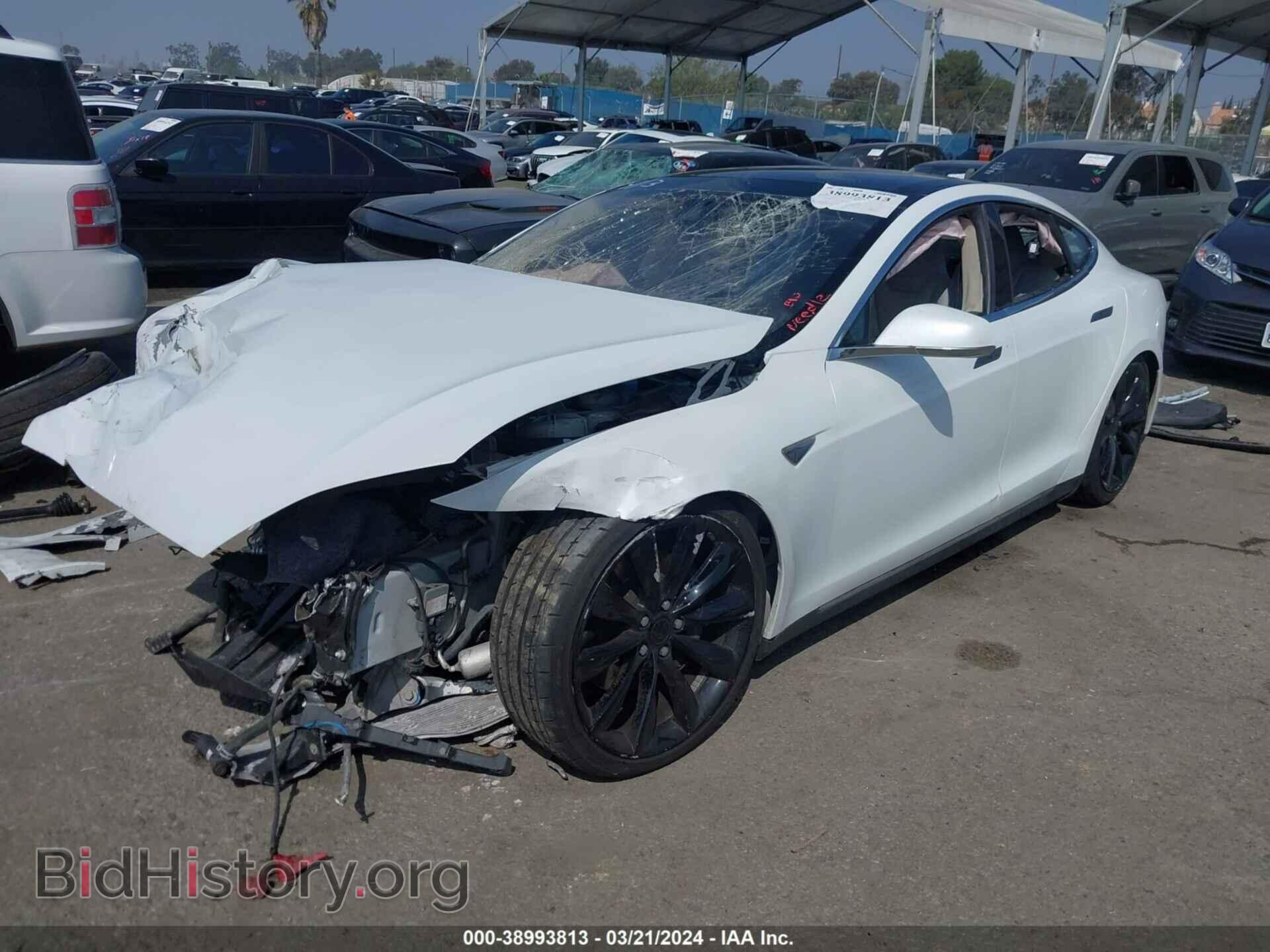 2014 TESLA MODEL S - VIN: 5YJSA1H29EFP63922 - Фото 2