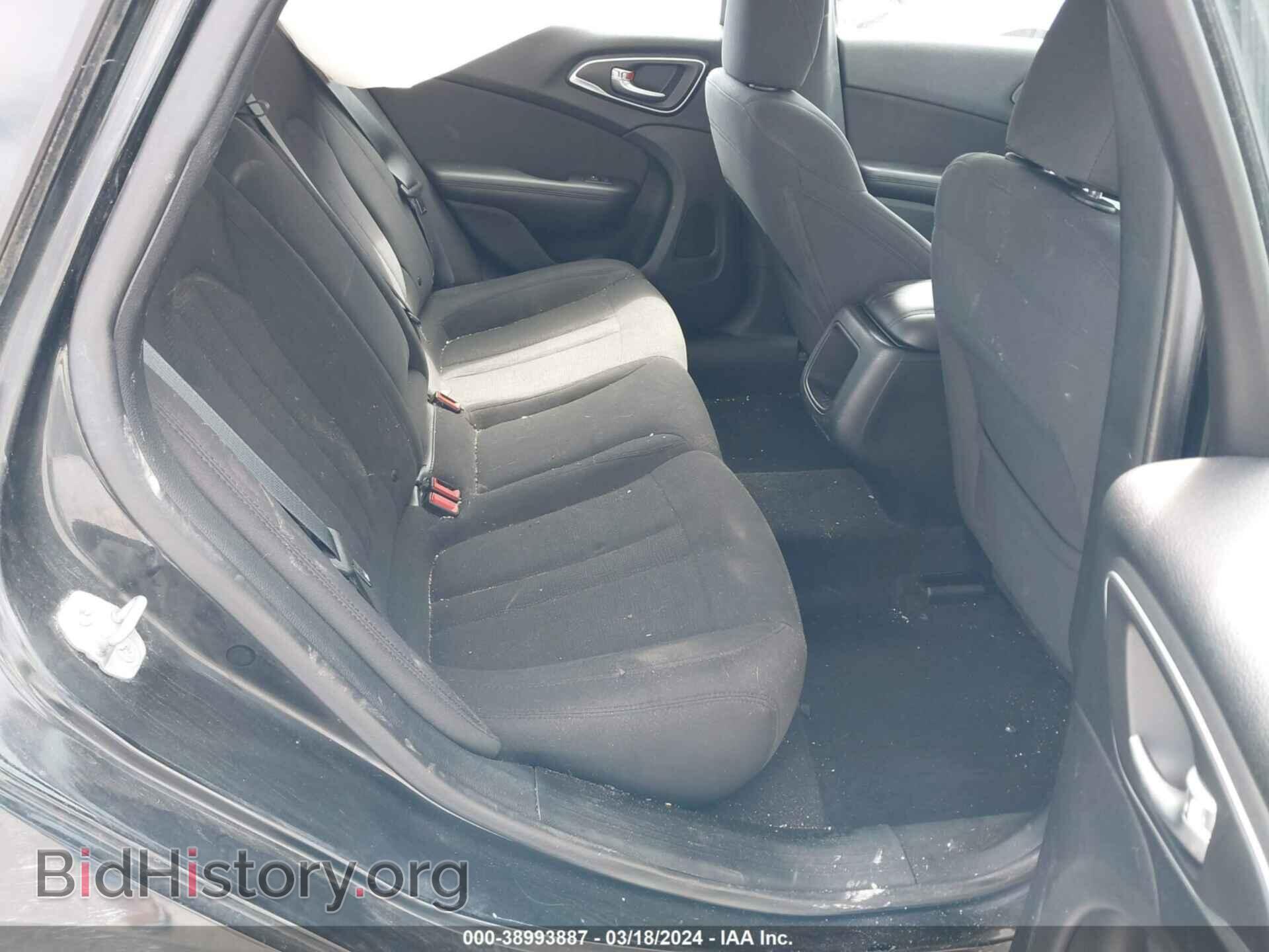 2015 CHRYSLER 200 - VIN: 1C3CCCAB0FN536310 - Photo 8