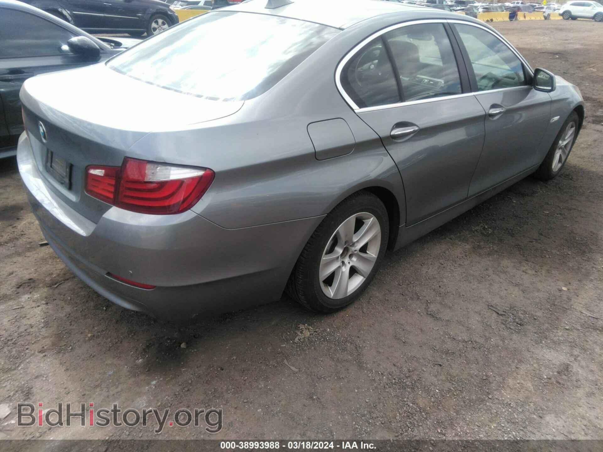 2011 BMW 528I - VIN: WBAFR1C57BC739202 - Фото 4