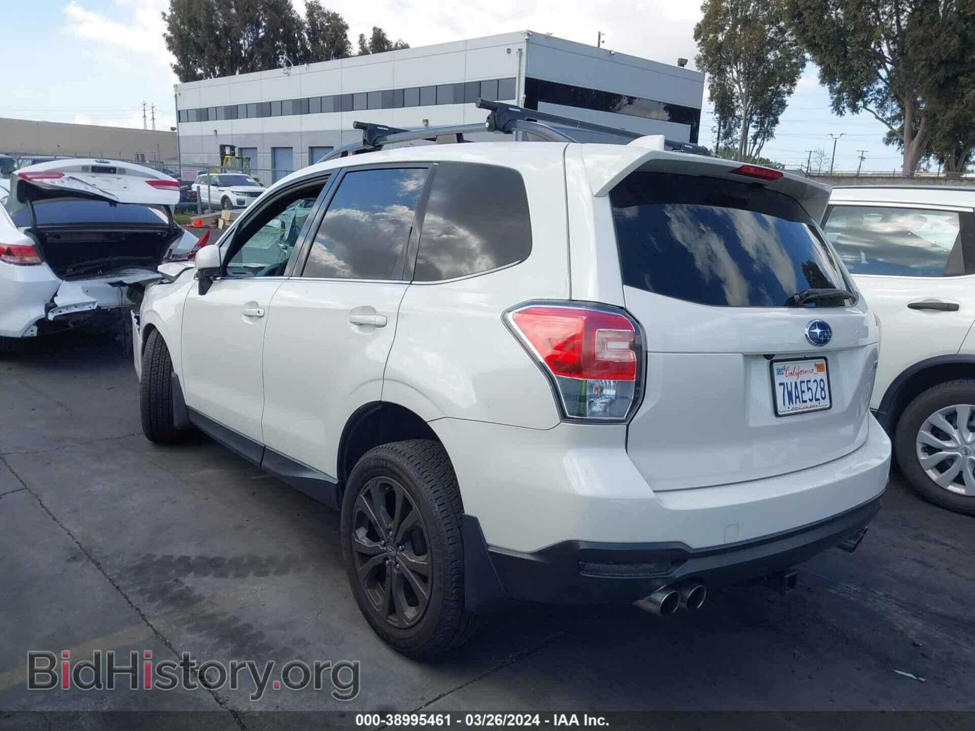 2017 SUBARU FORESTER - VIN: JF2SJGEC8HH486802 - Фото 3