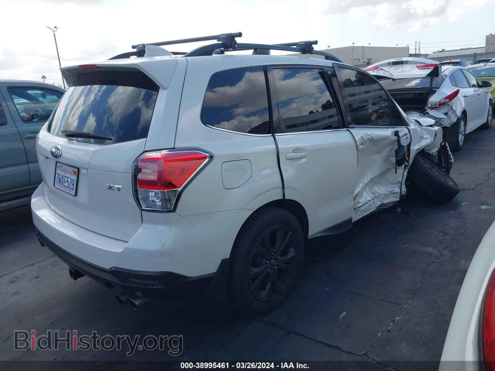 2017 SUBARU FORESTER - VIN: JF2SJGEC8HH486802 - Фото 4
