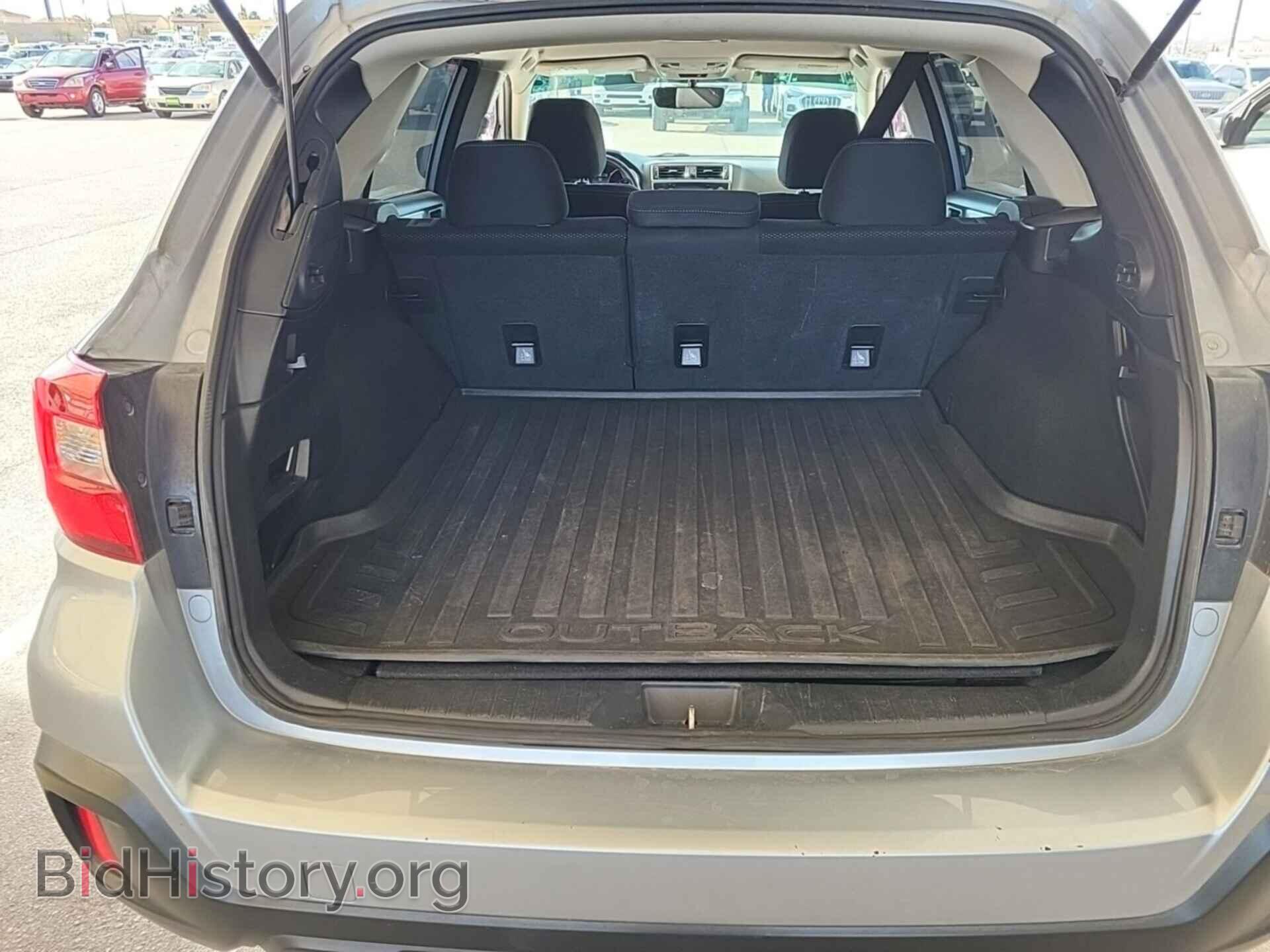 2018 SUBARU OUTBACK - VIN: 4S4BSAFC8J3318583 - Фото 3