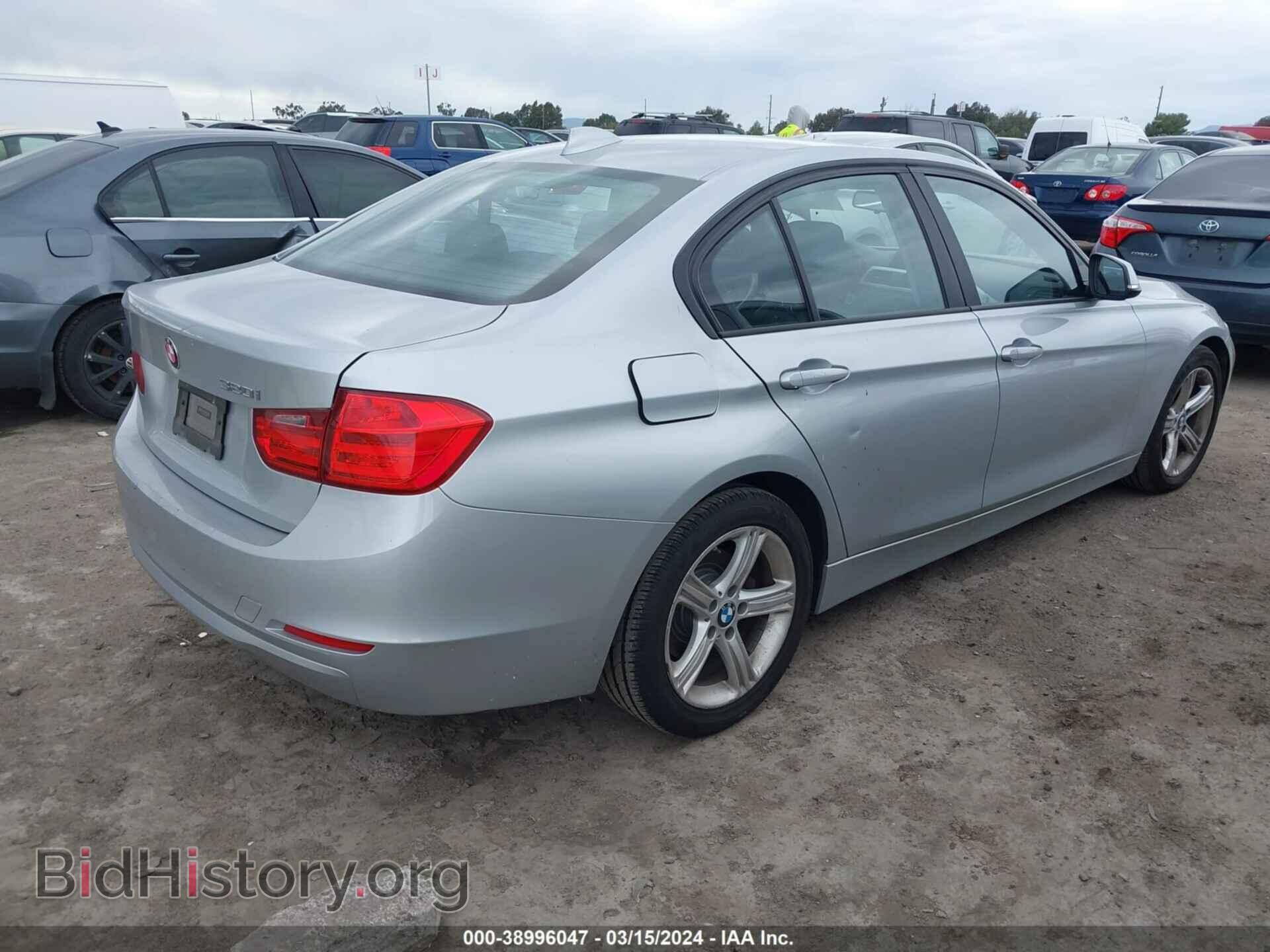 2014 BMW 320I - VIN: WBA3B1C56EK133567 - Фото 4