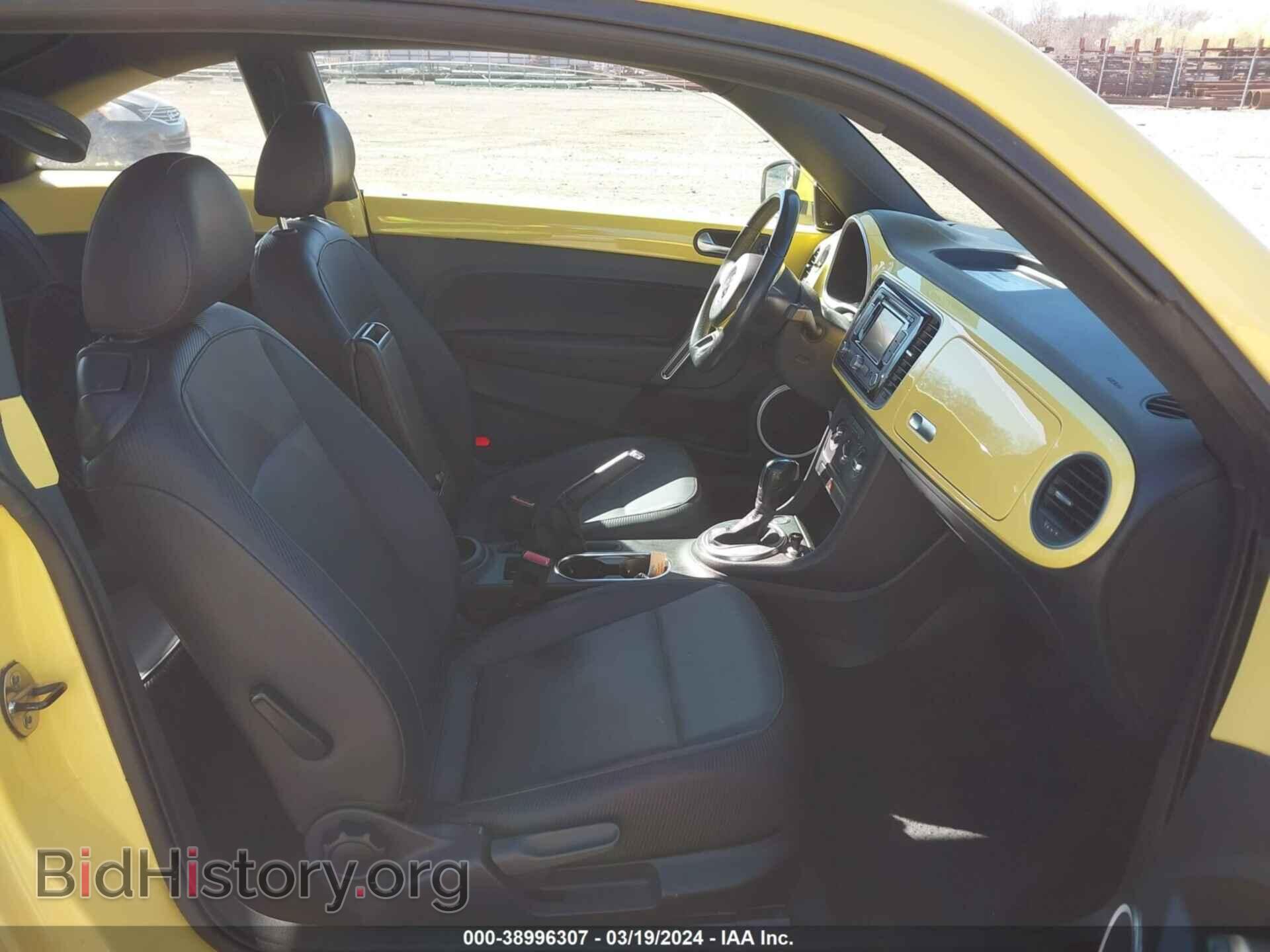 2012 VOLKSWAGEN BEETLE - VIN: 3VWJP7AT8CM605528 - Фото 5
