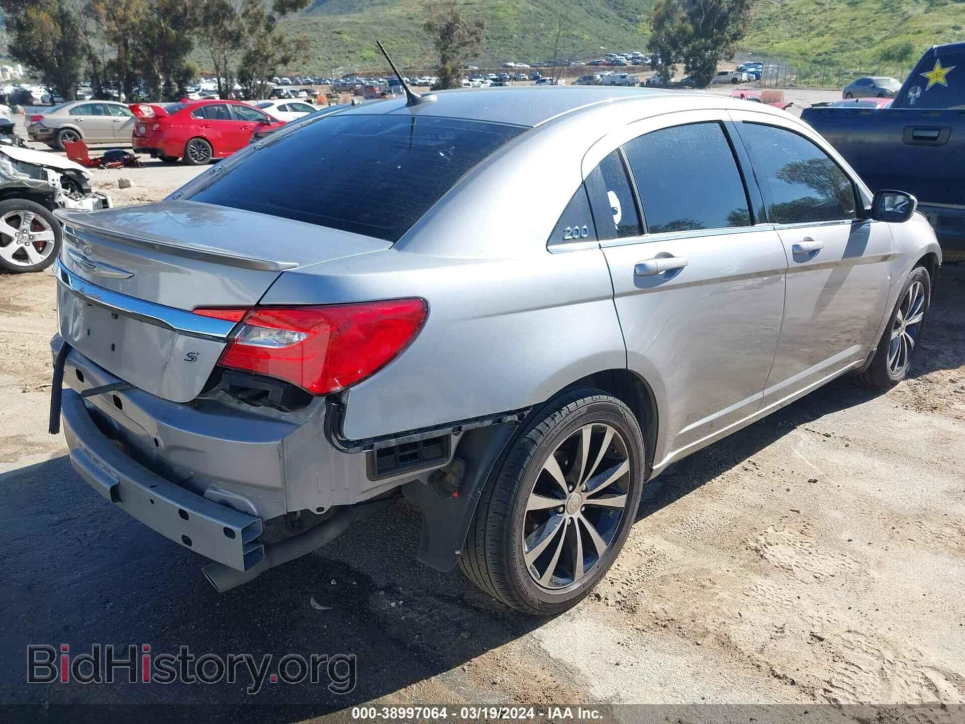 2014 CHRYSLER 200 - VIN: 1C3CCBBG6EN120409 - Фото 4