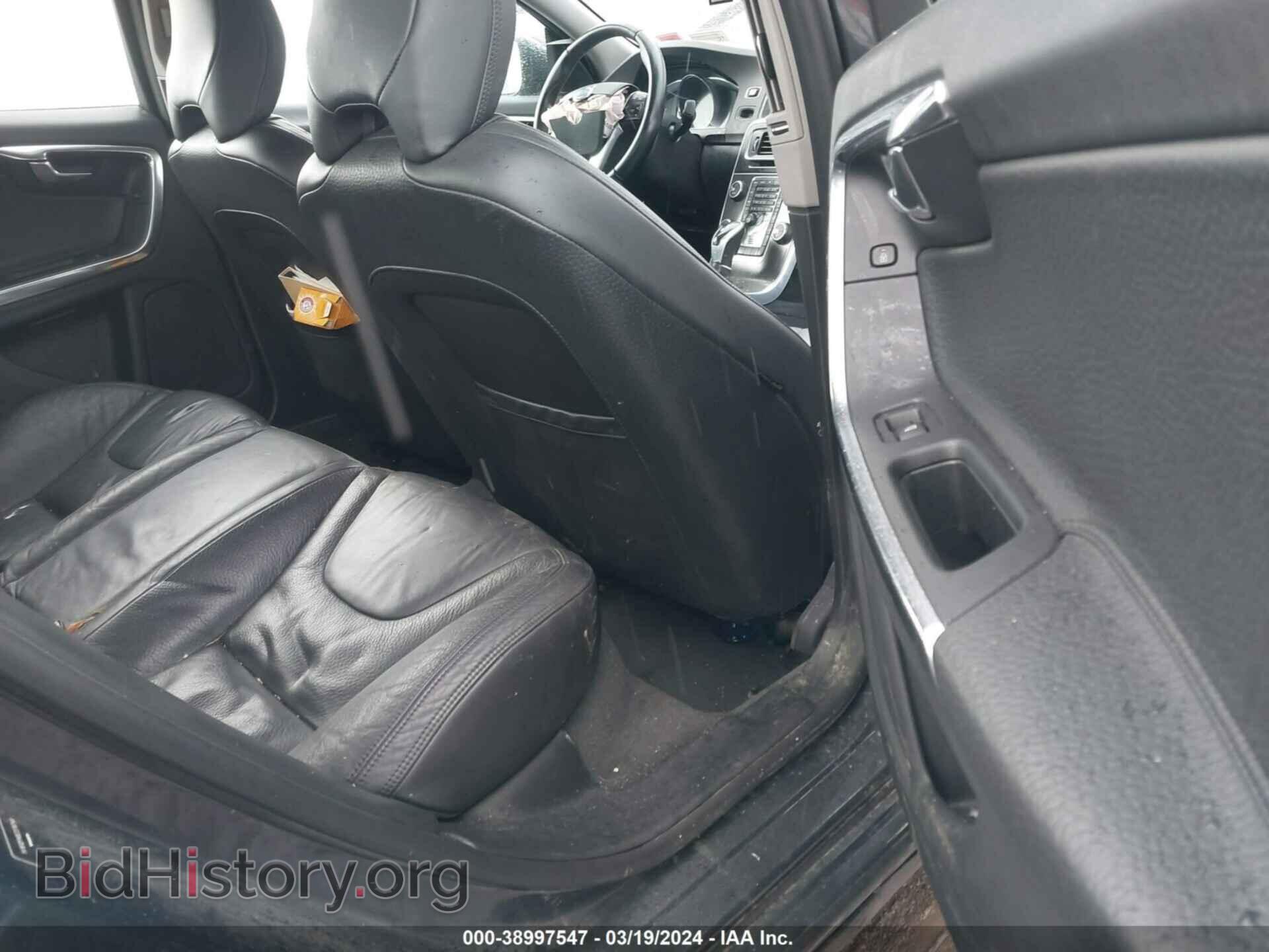 2014 VOLVO S60 - VIN: YV1612FH0E2276748 - Фото 8