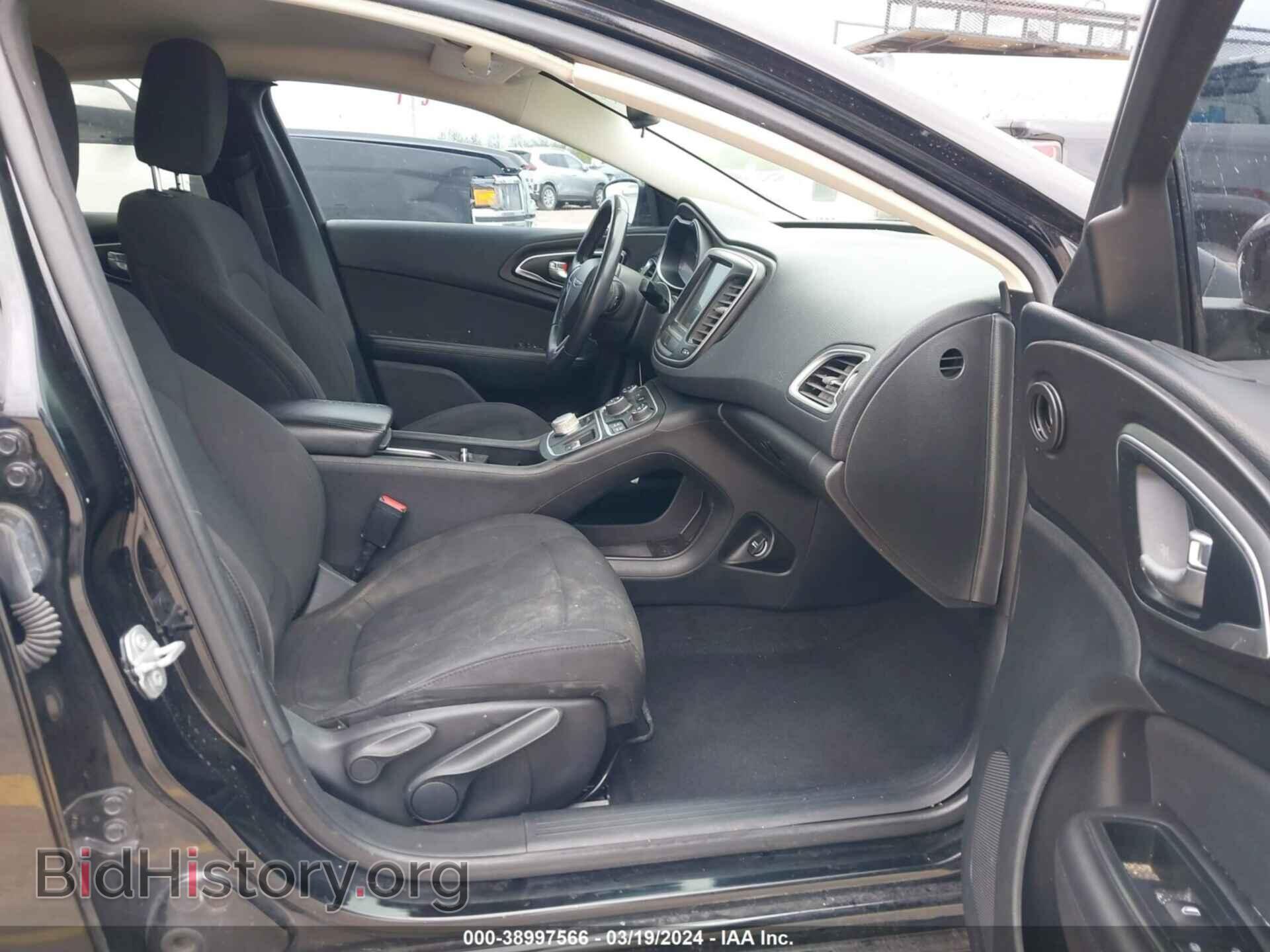 2016 CHRYSLER 200 - VIN: 1C3CCCFB0GN191645 - Фото 5