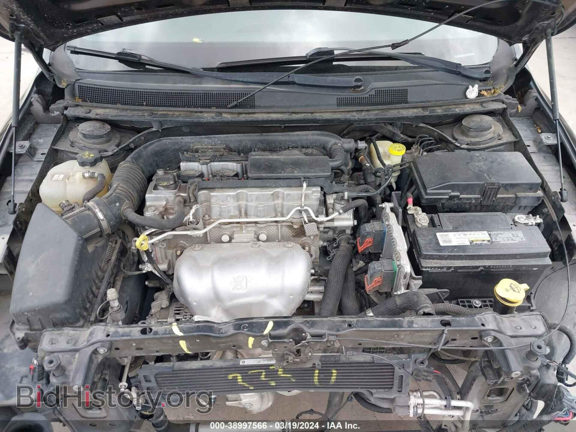 2016 CHRYSLER 200 - VIN: 1C3CCCFB0GN191645 - Фото 10