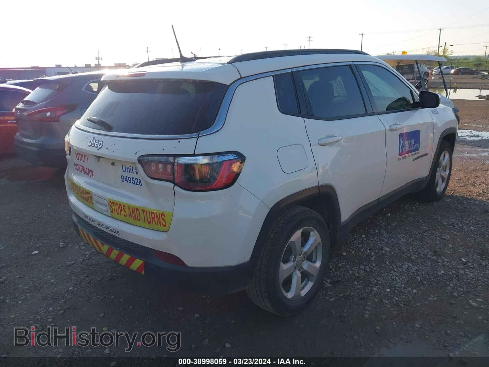 2019 JEEP COMPASS - VIN: 3C4NJCBB7KT677006 - Фото 4