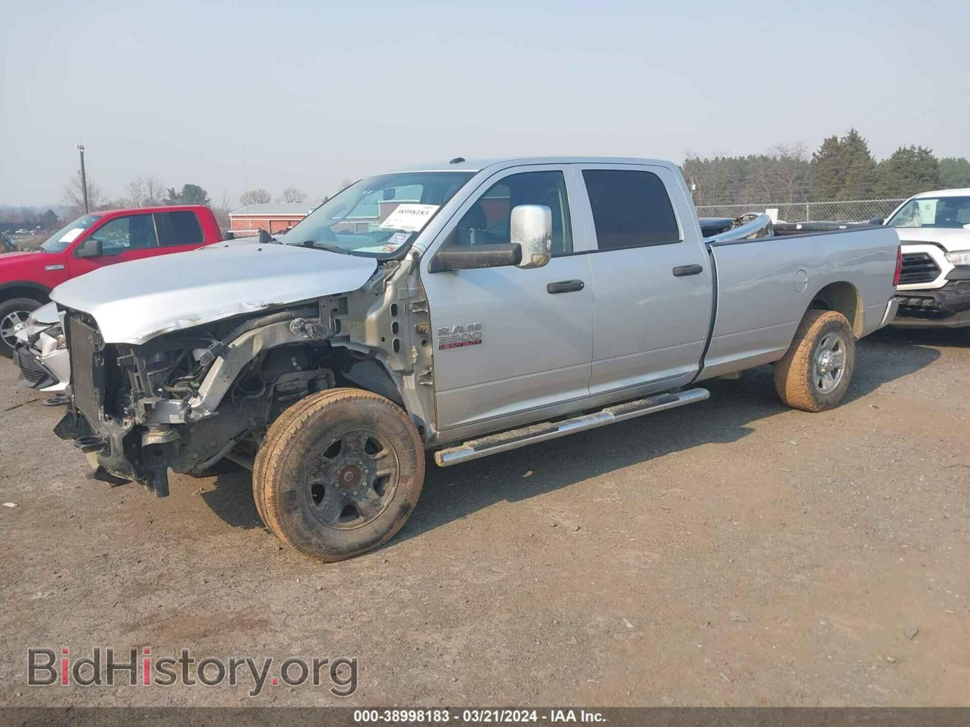 2018 RAM 2500 - VIN: 3C6UR5HL3JG417278 - Фото 2