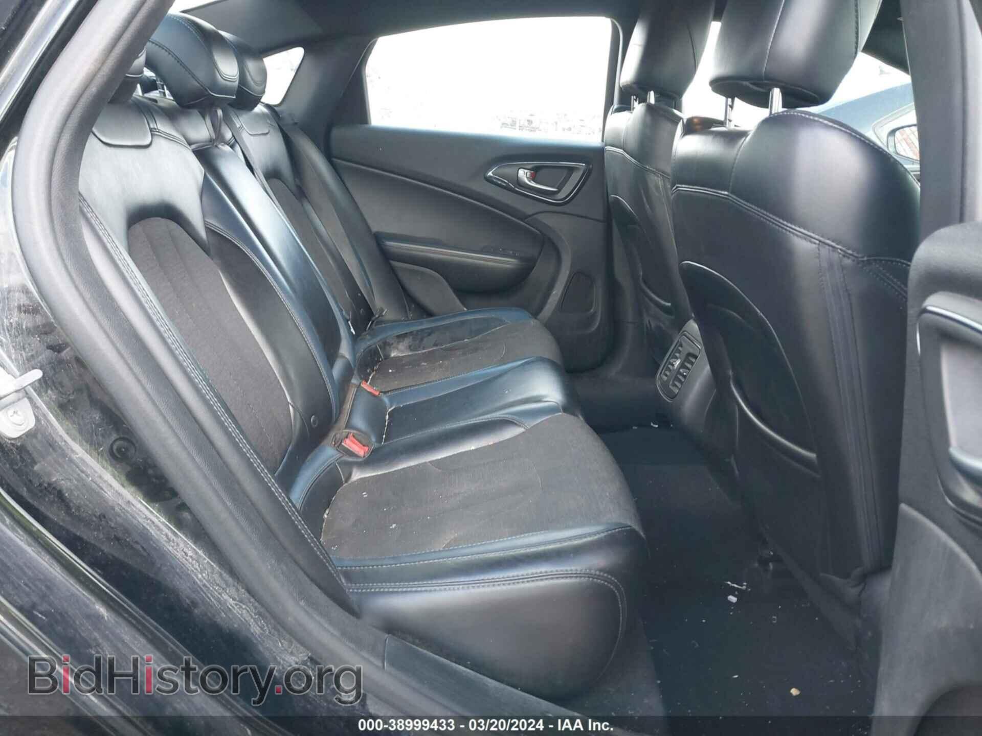 2015 CHRYSLER 200 - VIN: 1C3CCCBB0FN554840 - Photo 8