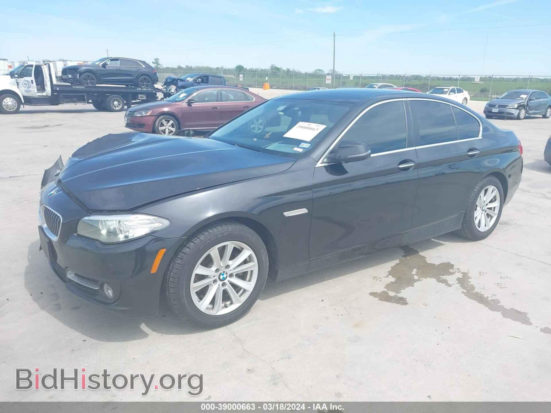 2016 BMW 528I - VIN: WBA5A5C55GG351055 - Фото 2