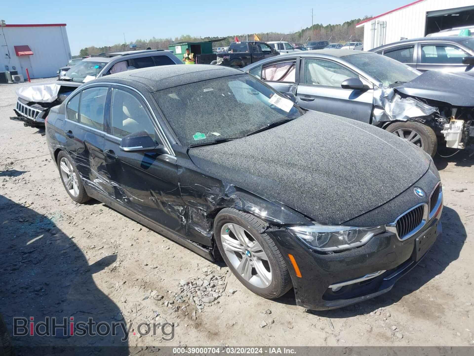 Фотография WBA8D9G51JNU67720 - BMW 330I 2018