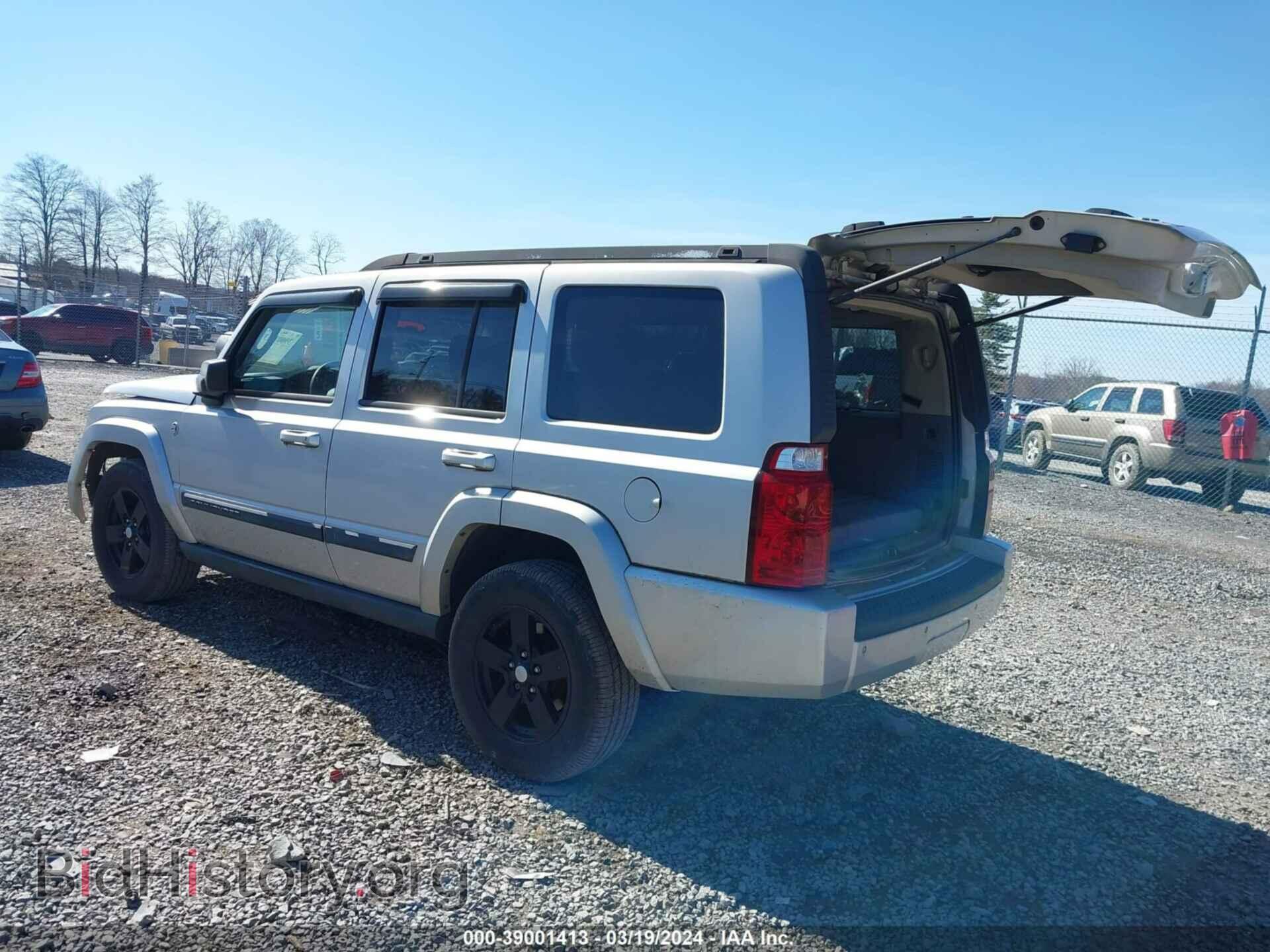 2007 JEEP COMMANDER - VIN: 1J8HG48N17C679056 - Фото 3