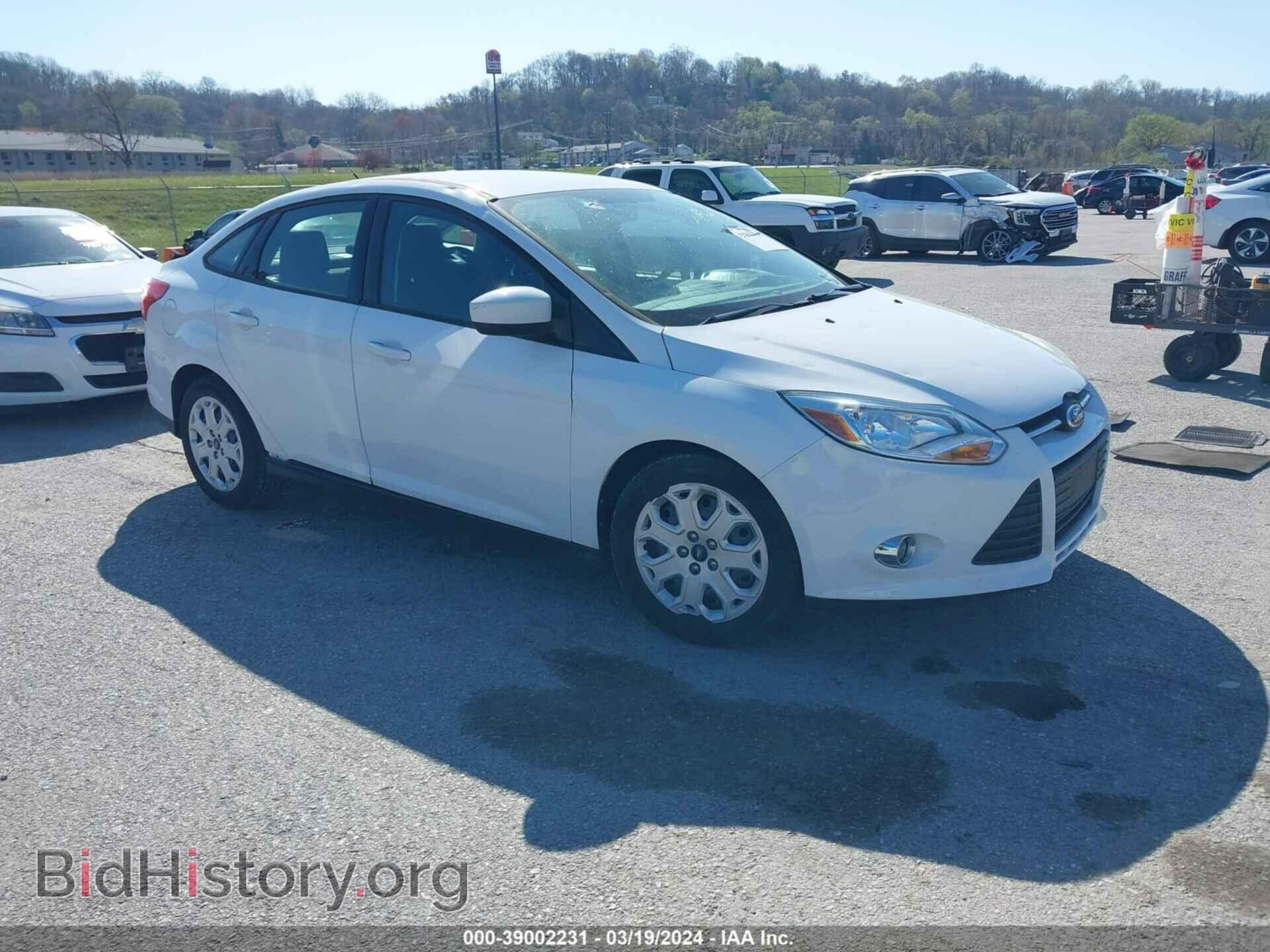 Фотография 1FAHP3F22CL211668 - FORD FOCUS 2012