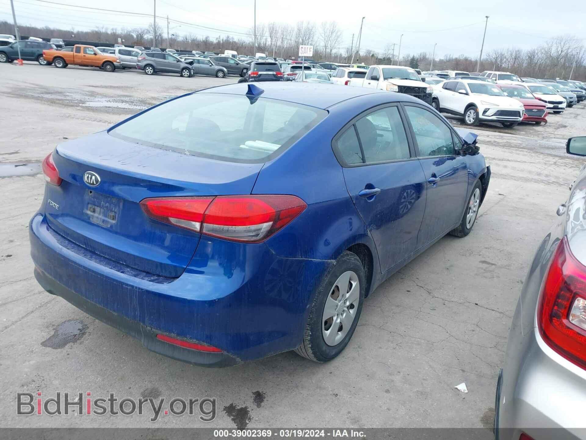 2017 KIA FORTE - VIN: 3KPFK4A76HE124767 - Фото 4
