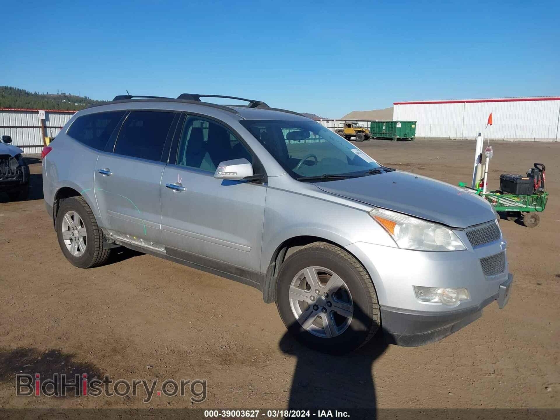 Photo 1GNKVGED8BJ242943 - CHEVROLET TRAVERSE 2011