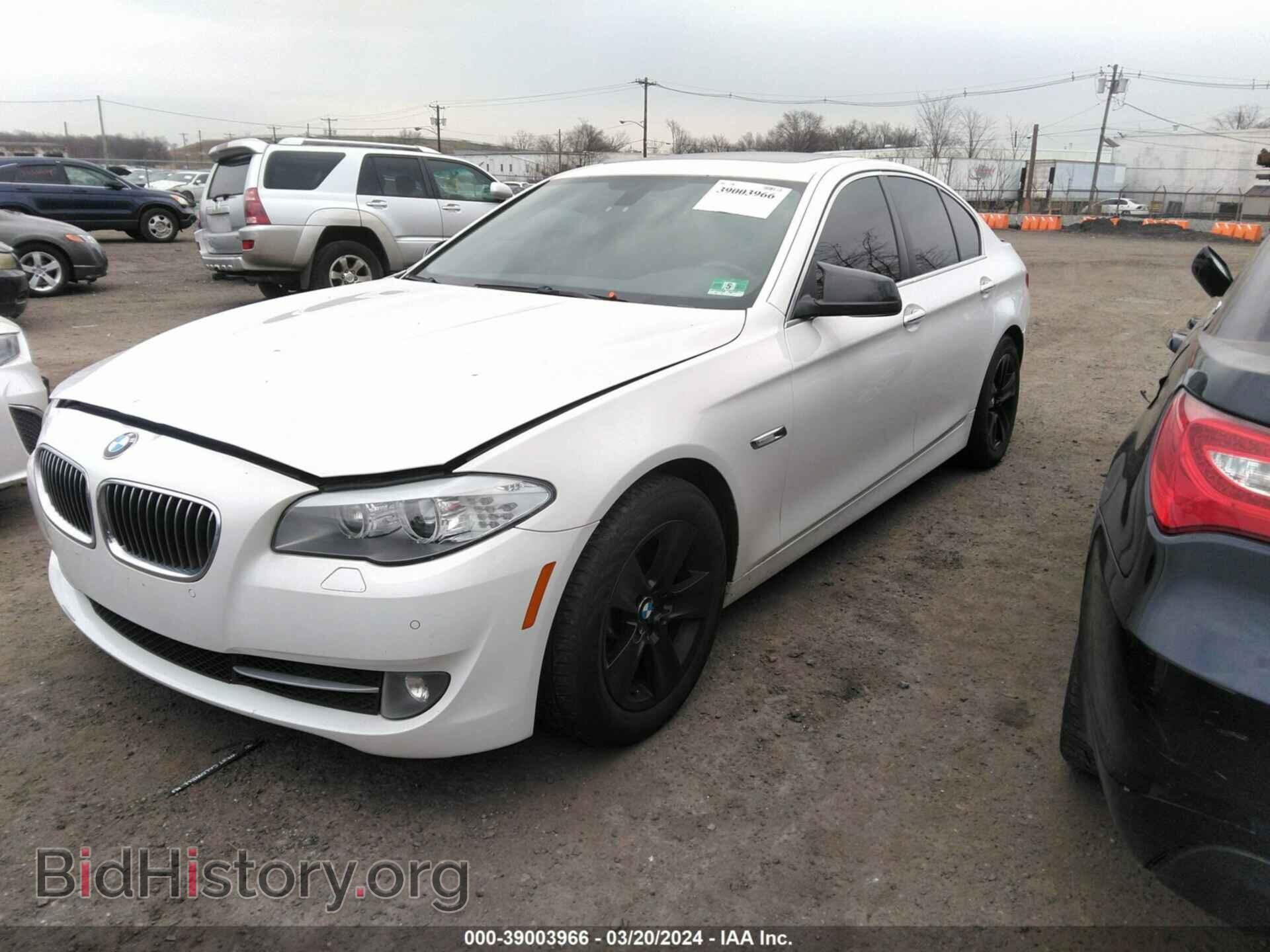 2013 BMW 528I - VIN: WBAXH5C55DD115457 - Фото 2