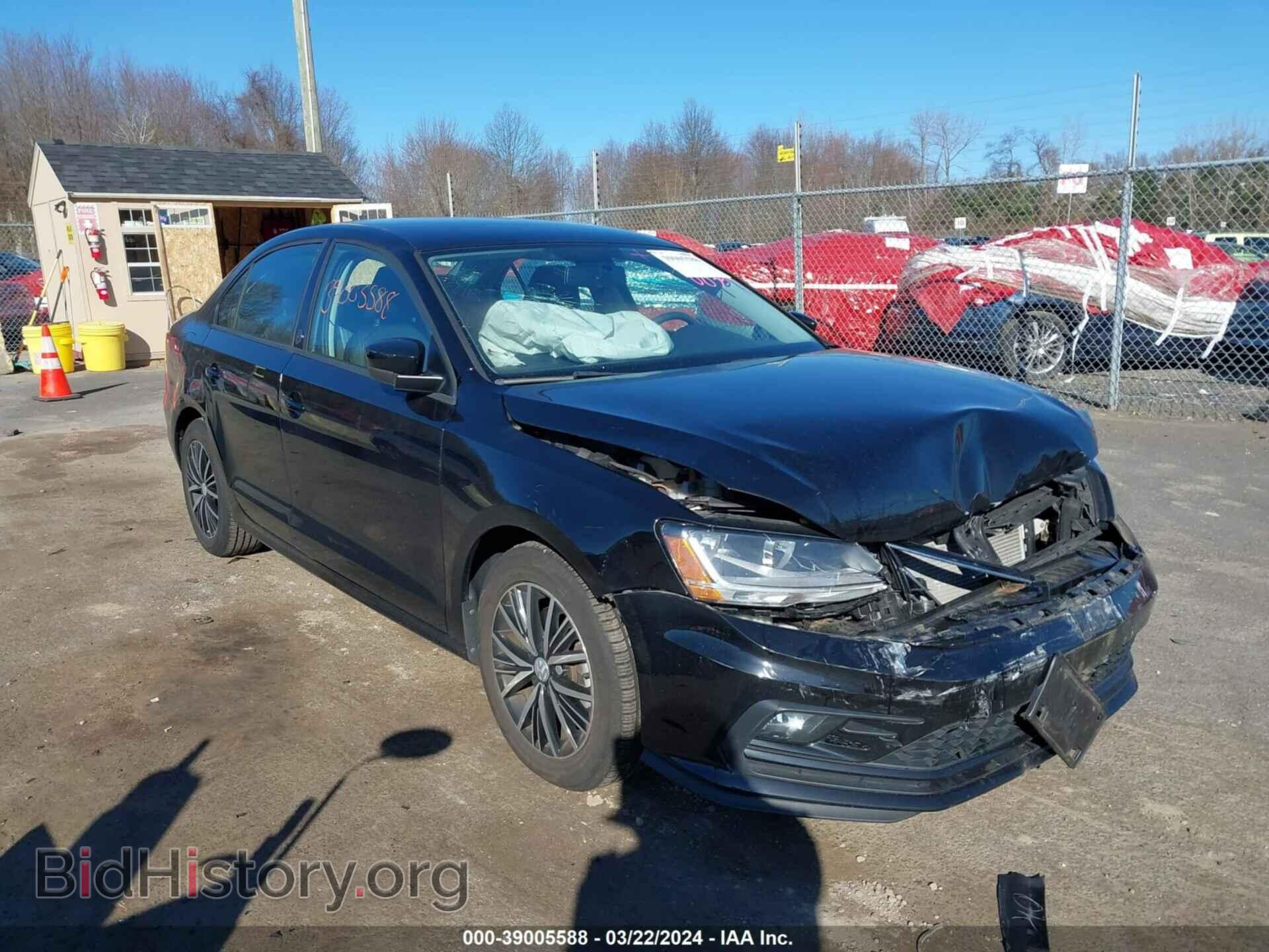 Photo 3VWDB7AJ8JM208344 - VOLKSWAGEN JETTA 2018