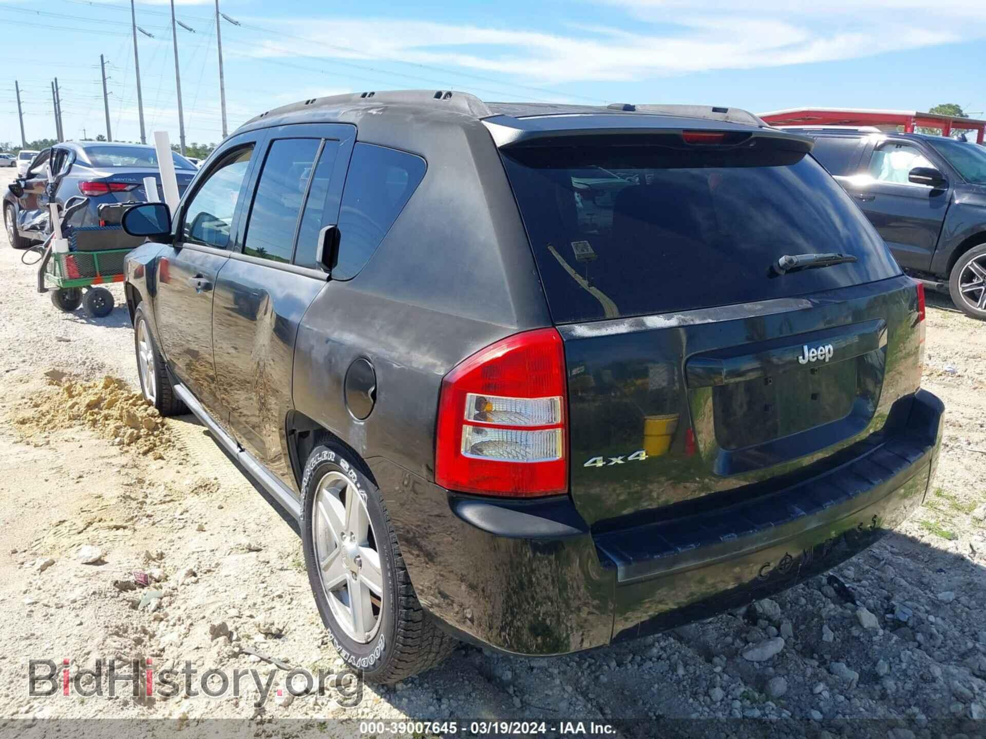 2007 JEEP COMPASS - VIN: 1J8FF47W17D357824 - Фото 3