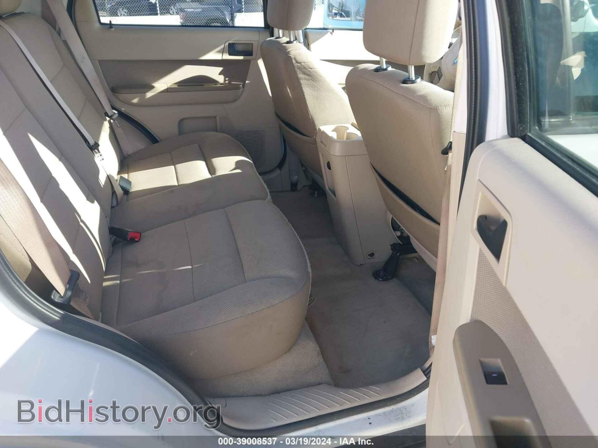2010 FORD ESCAPE - VIN: 1FMCU0D75AKB11315 - Фото 8