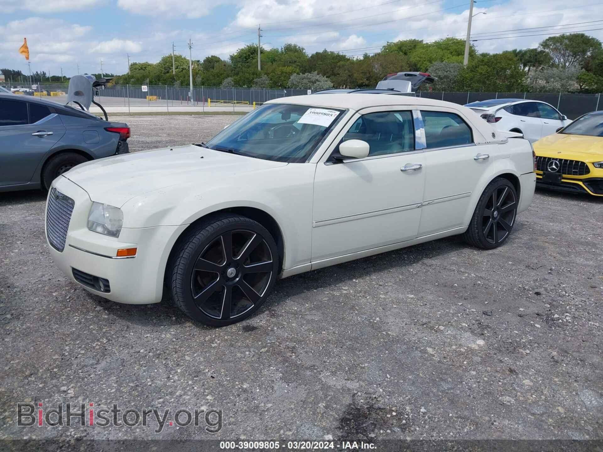 2006 CHRYSLER 300 - VIN: 2C3KA53G86H190375 - Фото 2