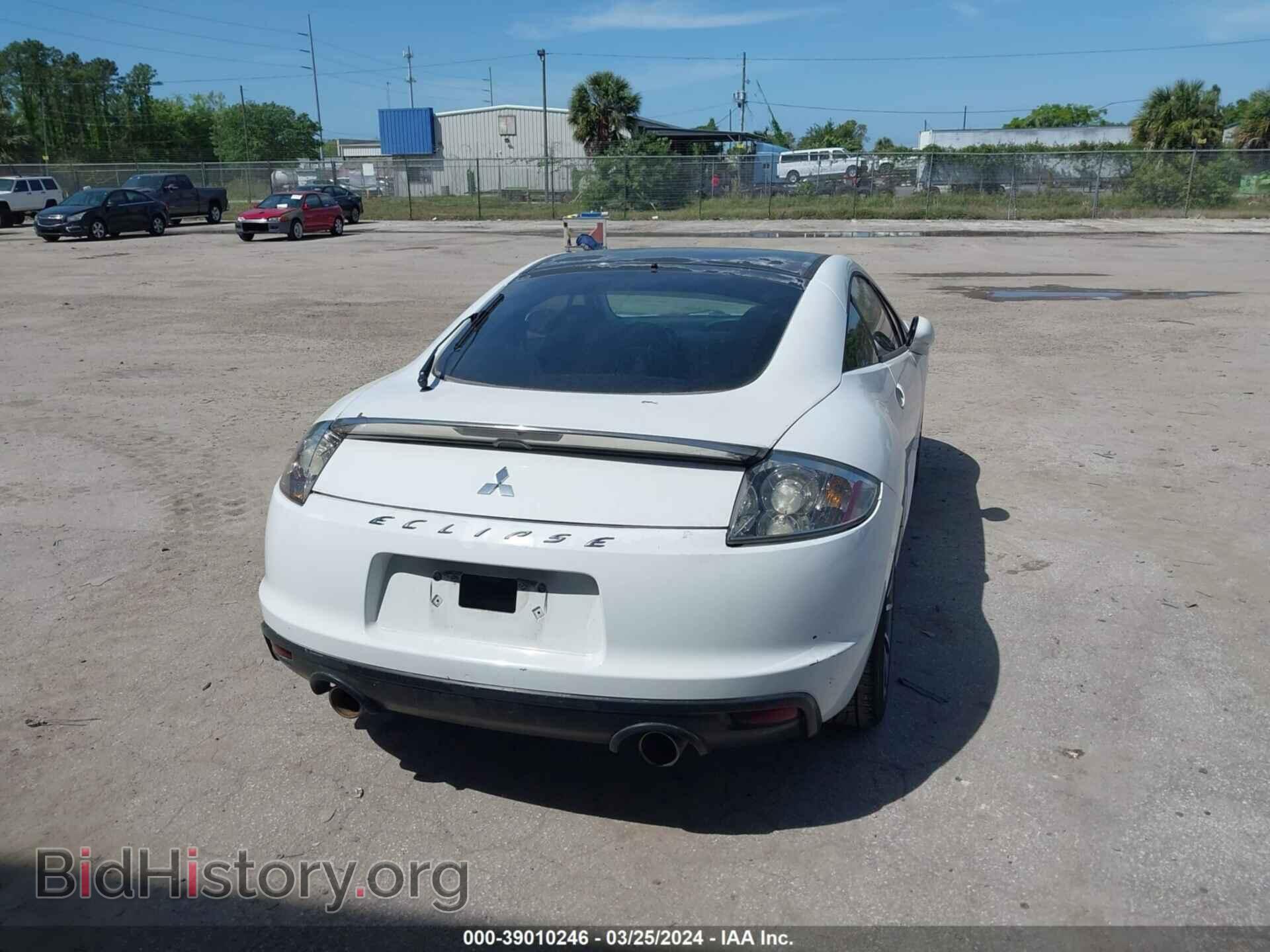 2011 MITSUBISHI ECLIPSE - VIN: 4A31K5DF6BE010982 - Photo 6