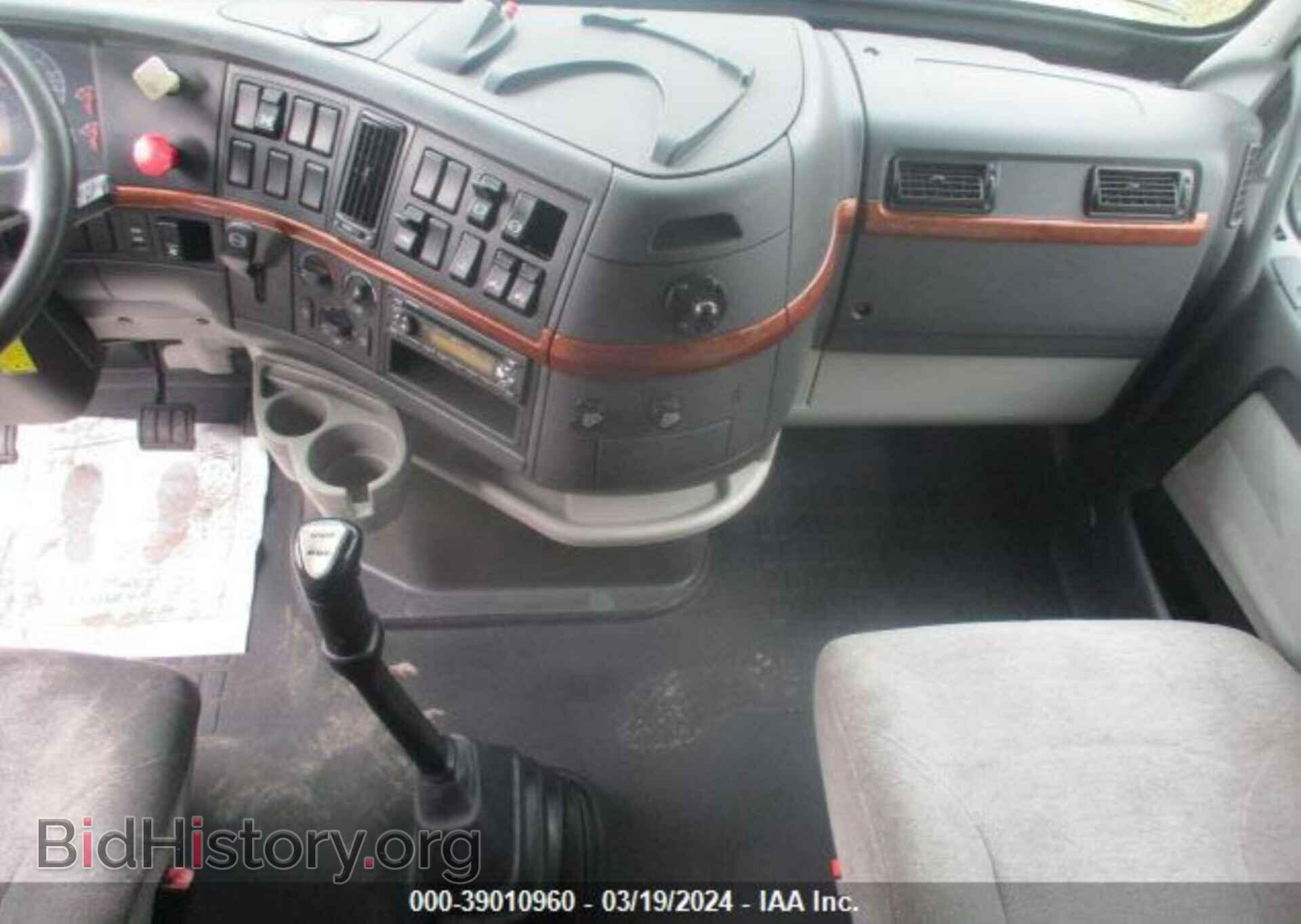 2012 VOLVO VN - VIN: 4V4NC9TH7CN538032 - Фото 10
