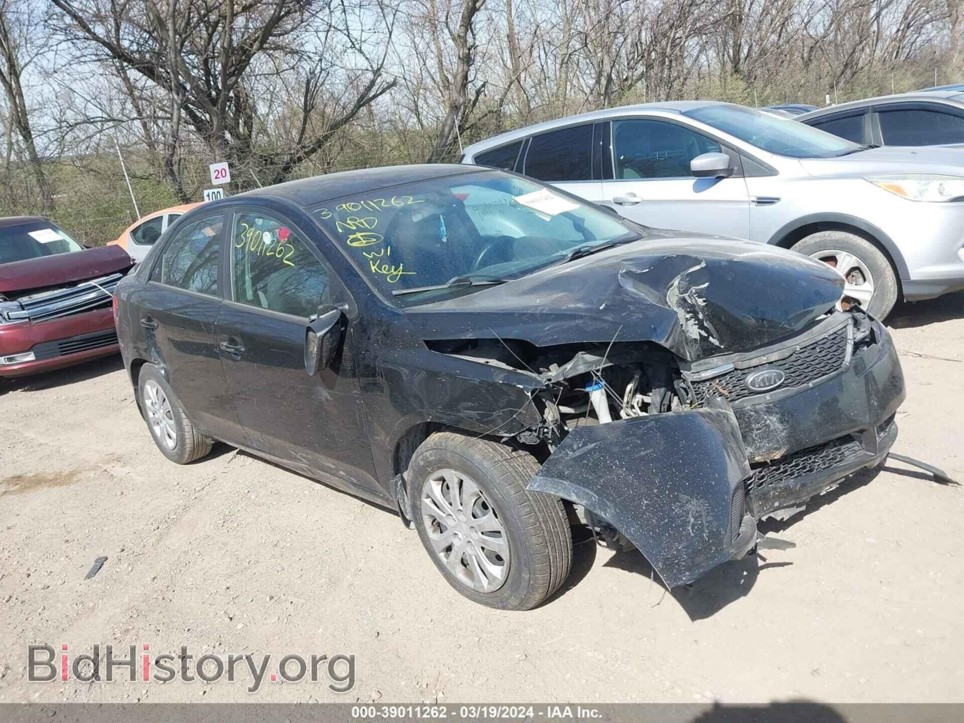 Фотография KNAFU4A22B5459846 - KIA FORTE 2011