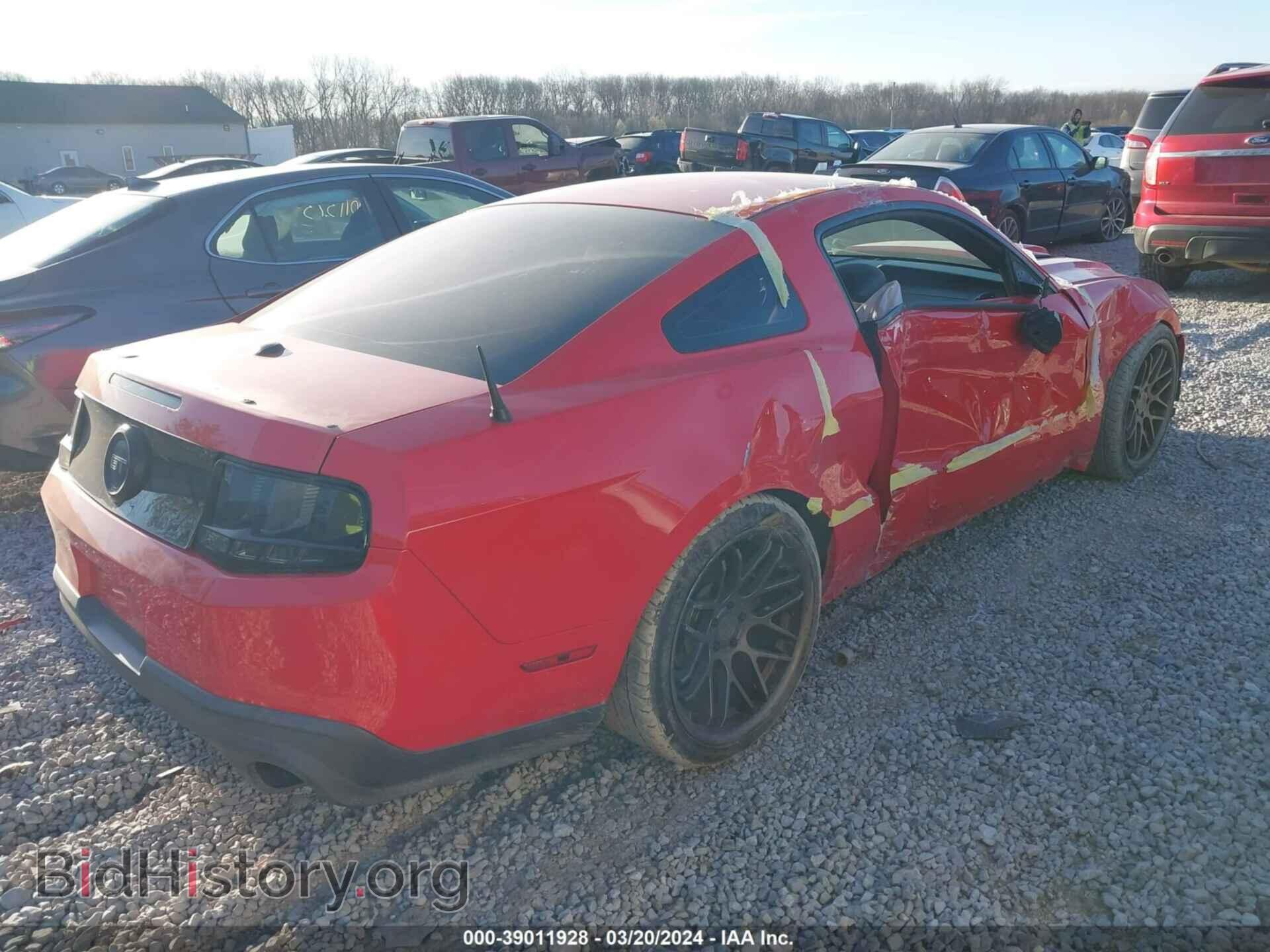 2011 FORD MUSTANG - VIN: 1ZVBP8CF5B5106174 - Фото 4