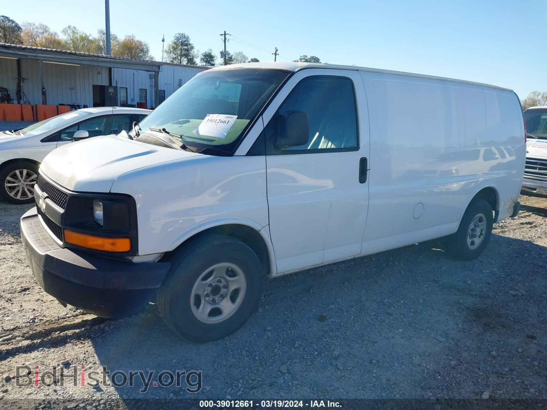 2008 CHEVROLET EXPRESS - VIN: 1GCFG15X281169167 - Фото 2