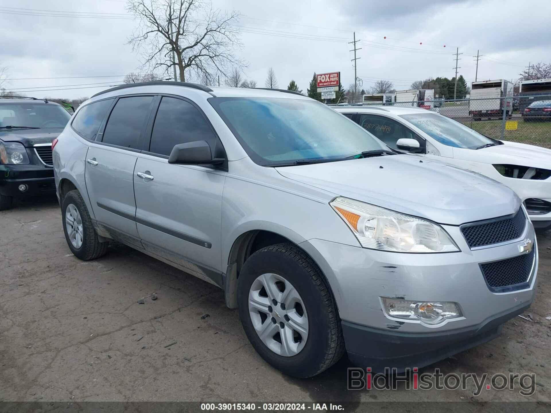 Photo 1GNLREED3AS125213 - CHEVROLET TRAVERSE 2010