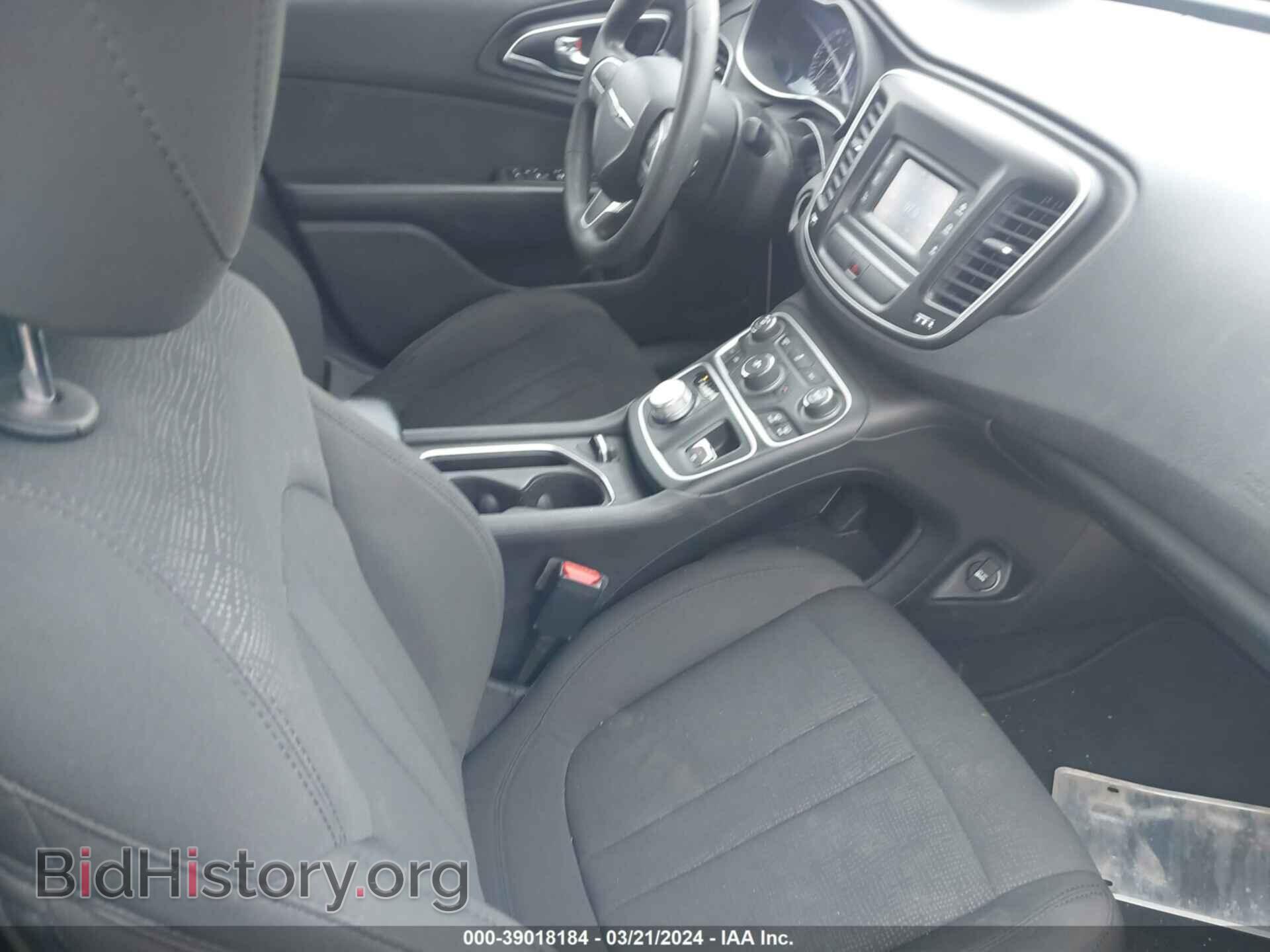 2016 CHRYSLER 200 - VIN: 1C3CCCAB4GN137319 - Photo 5