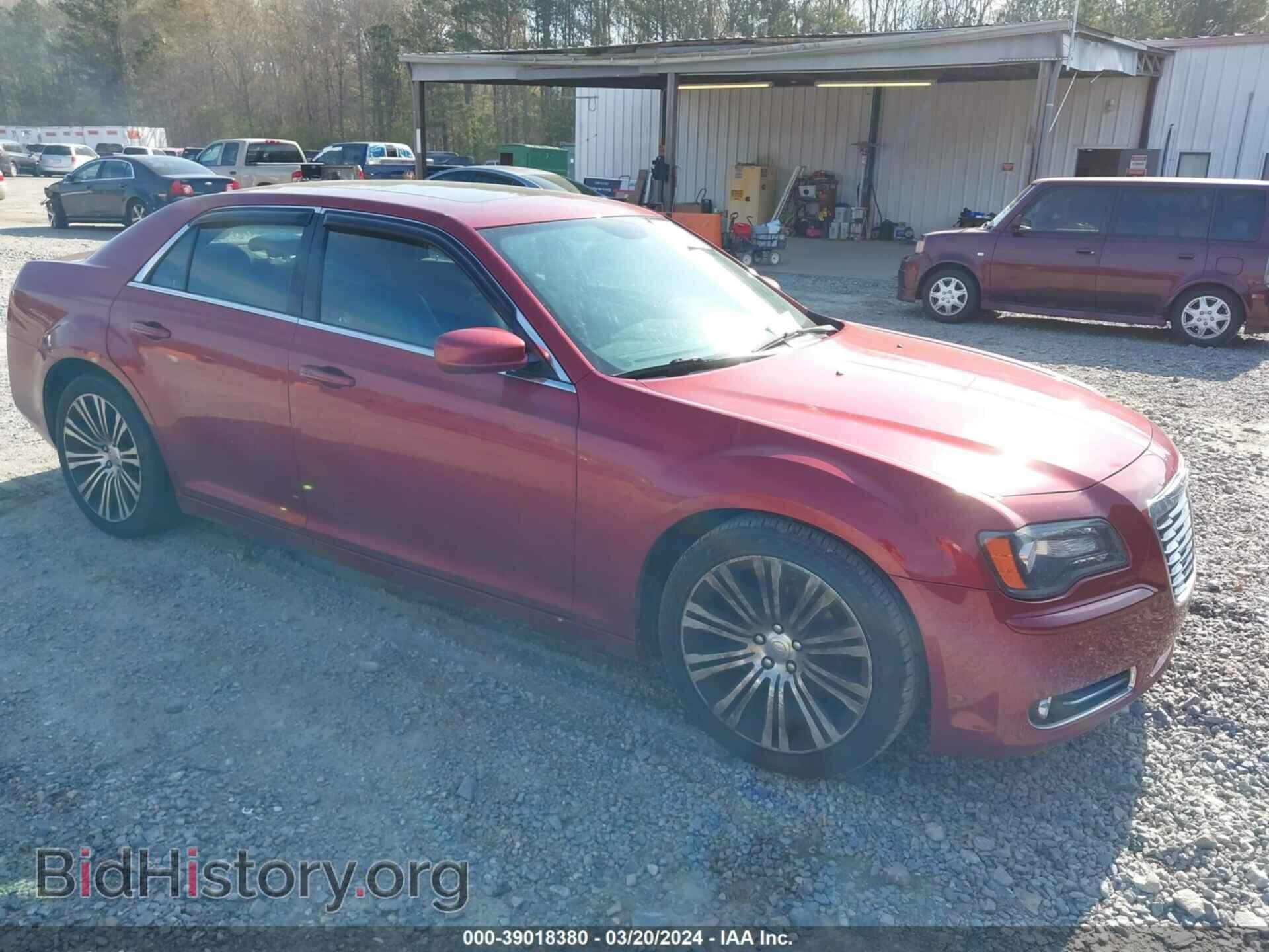 Фотография 2C3CCABG1EH164420 - CHRYSLER 300 2014