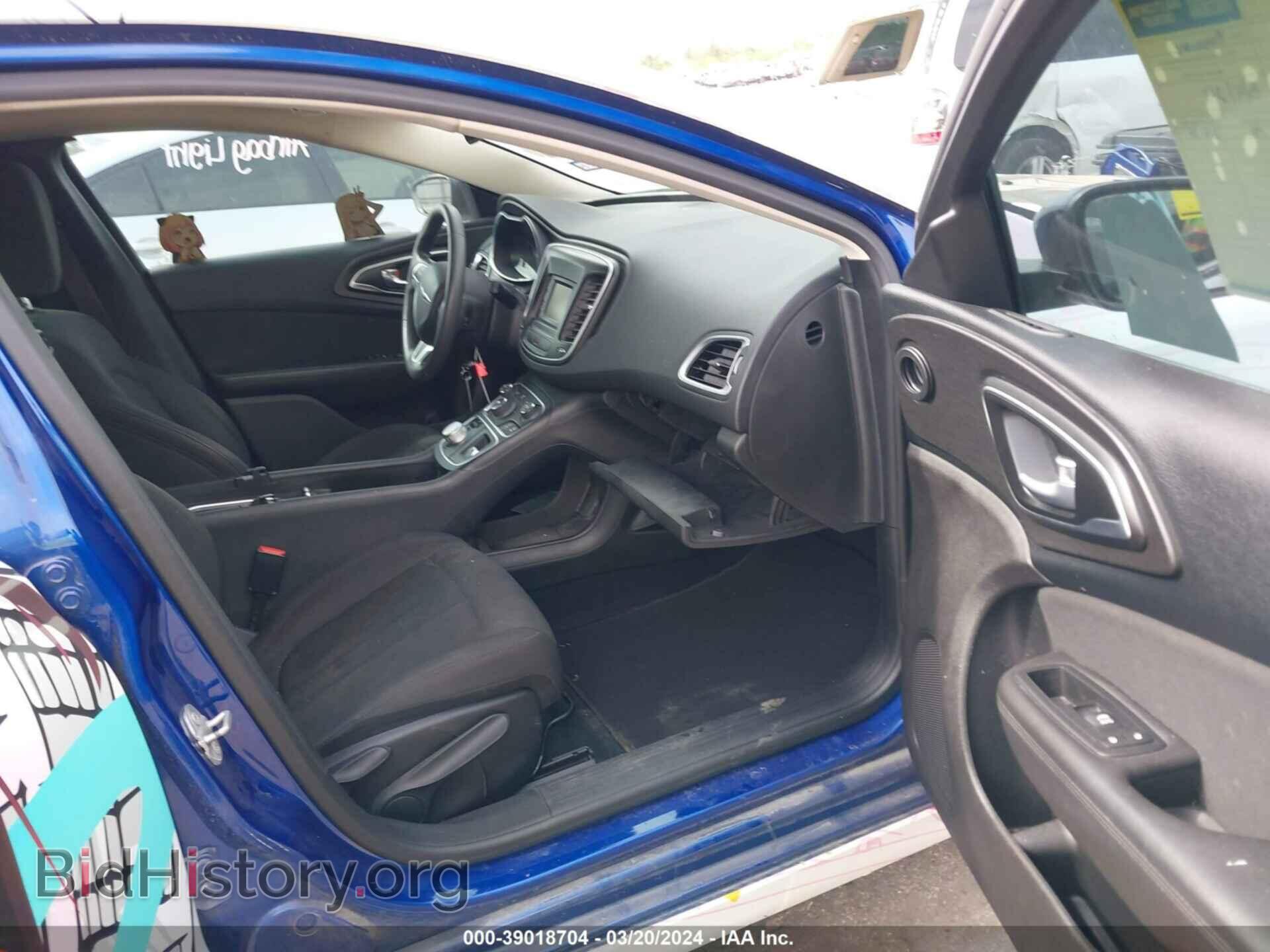 2016 CHRYSLER 200 - VIN: 1C3CCCABXGN165318 - Фото 5