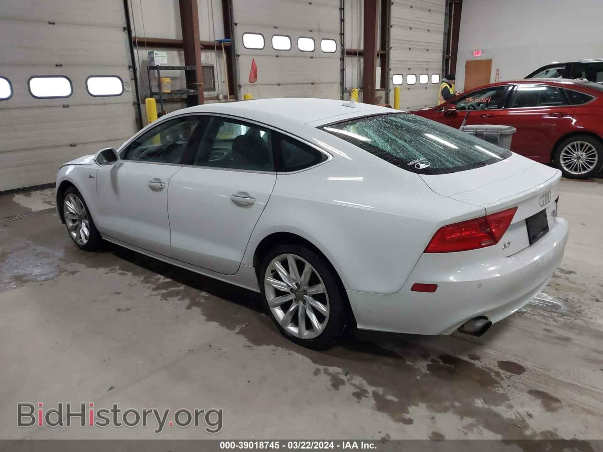 2014 AUDI A7 - VIN: WAUWGAFC0EN009043 - Фото 3