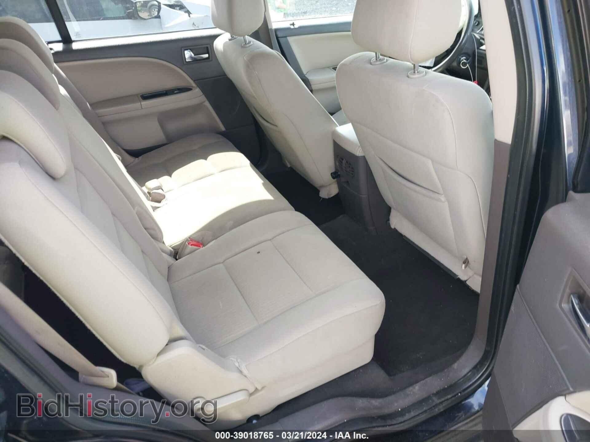 2009 FORD TAURUS X - VIN: 1FMDK05W29GA06438 - Фото 8