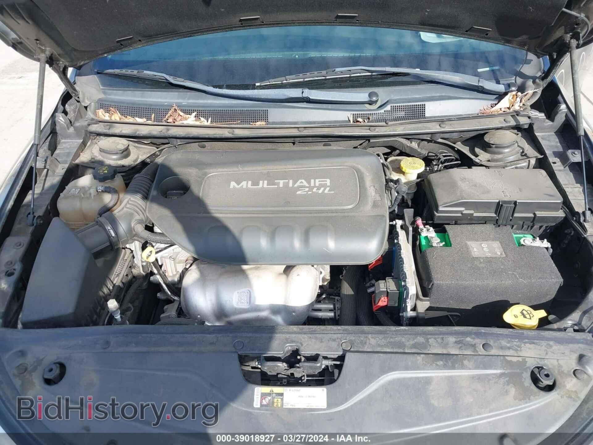 2017 CHRYSLER 200 - VIN: 1C3CCCAB7HN507048 - Фото 10