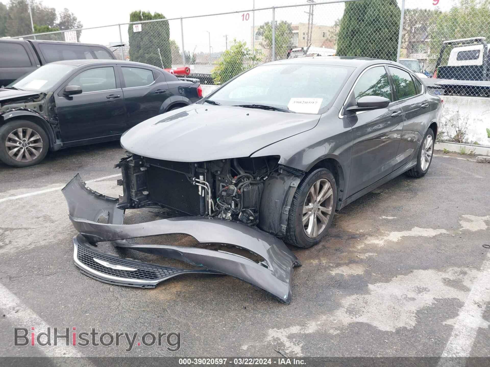 2015 CHRYSLER 200 - VIN: 1C3CCCAB0FN707587 - Фото 2