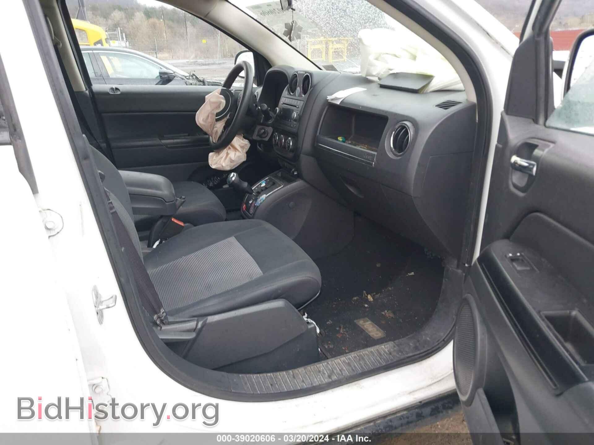2011 JEEP COMPASS - VIN: 1J4NF1FB9BD134028 - Photo 5