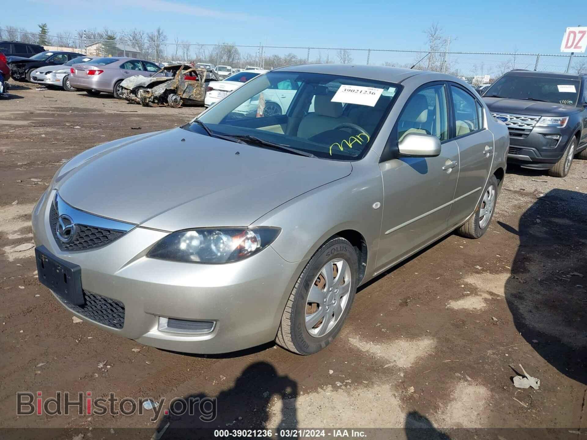 2007 MAZDA MAZDA3 - VIN: JM1BK32F471734618 - Фото 2