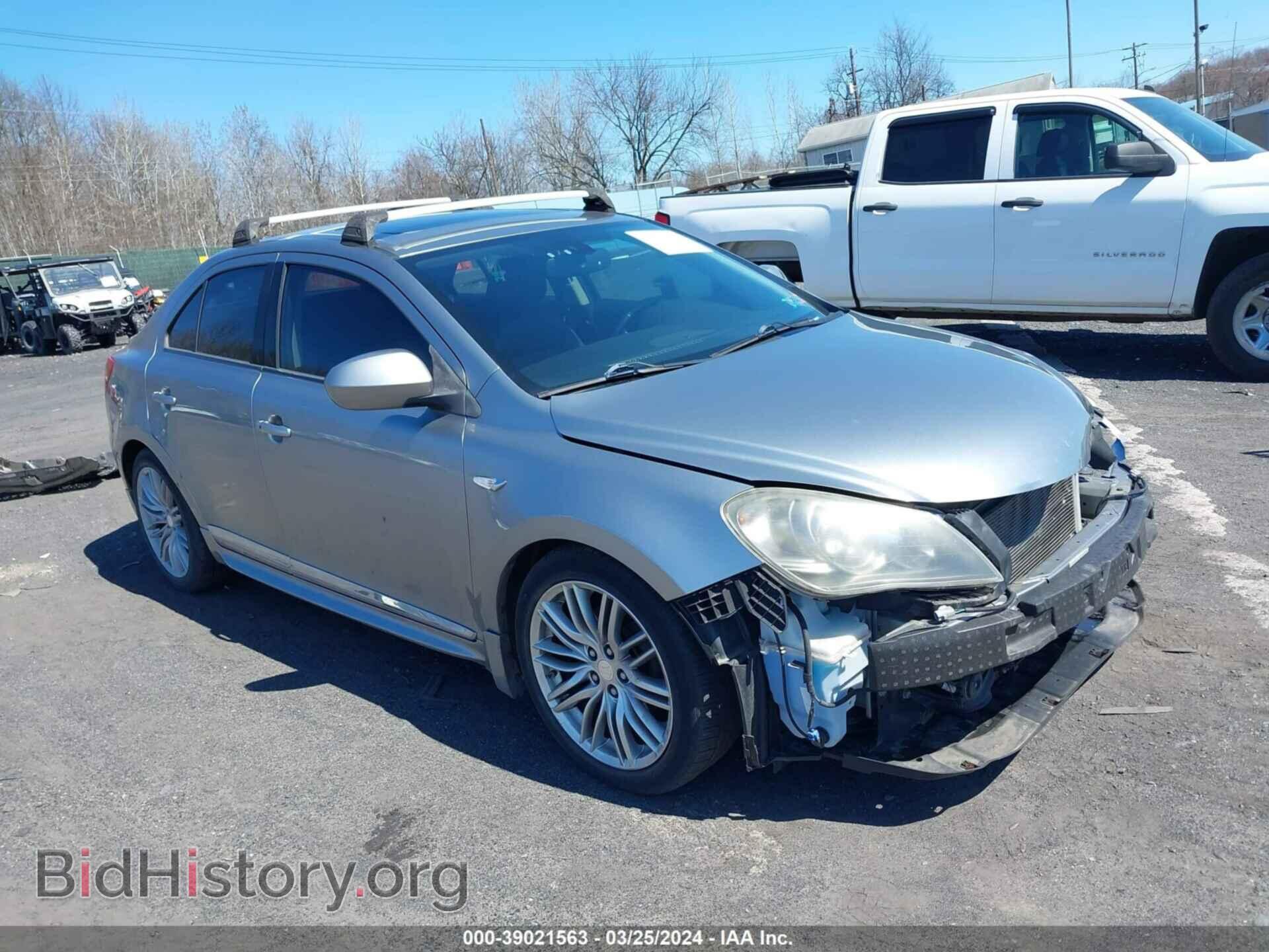 Photo JS2RF9A8XC6100113 - SUZUKI KIZASHI 2012