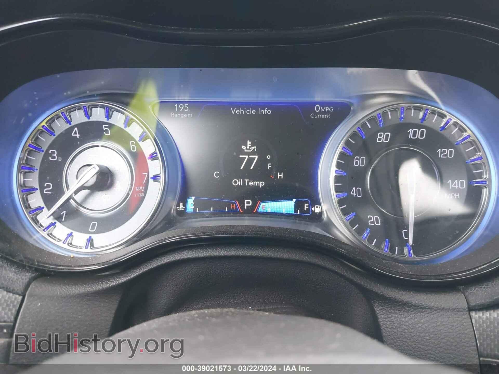 2016 CHRYSLER 300 - VIN: 2C3CCABG1GH231441 - Фото 7