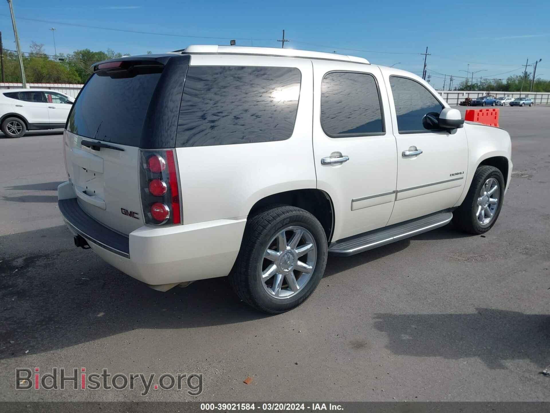 2011 GMC YUKON - VIN: 1GKS1EEF0BR394375 - Photo 4