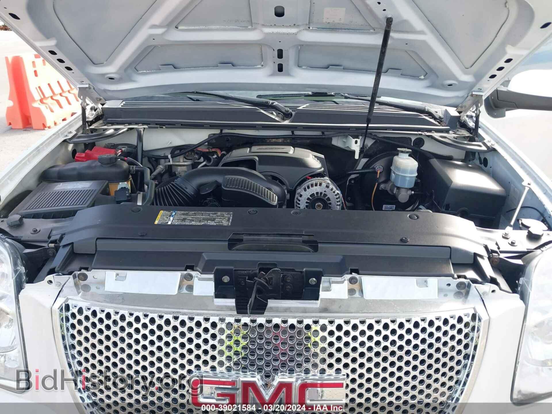 2011 GMC YUKON - VIN: 1GKS1EEF0BR394375 - Photo 10
