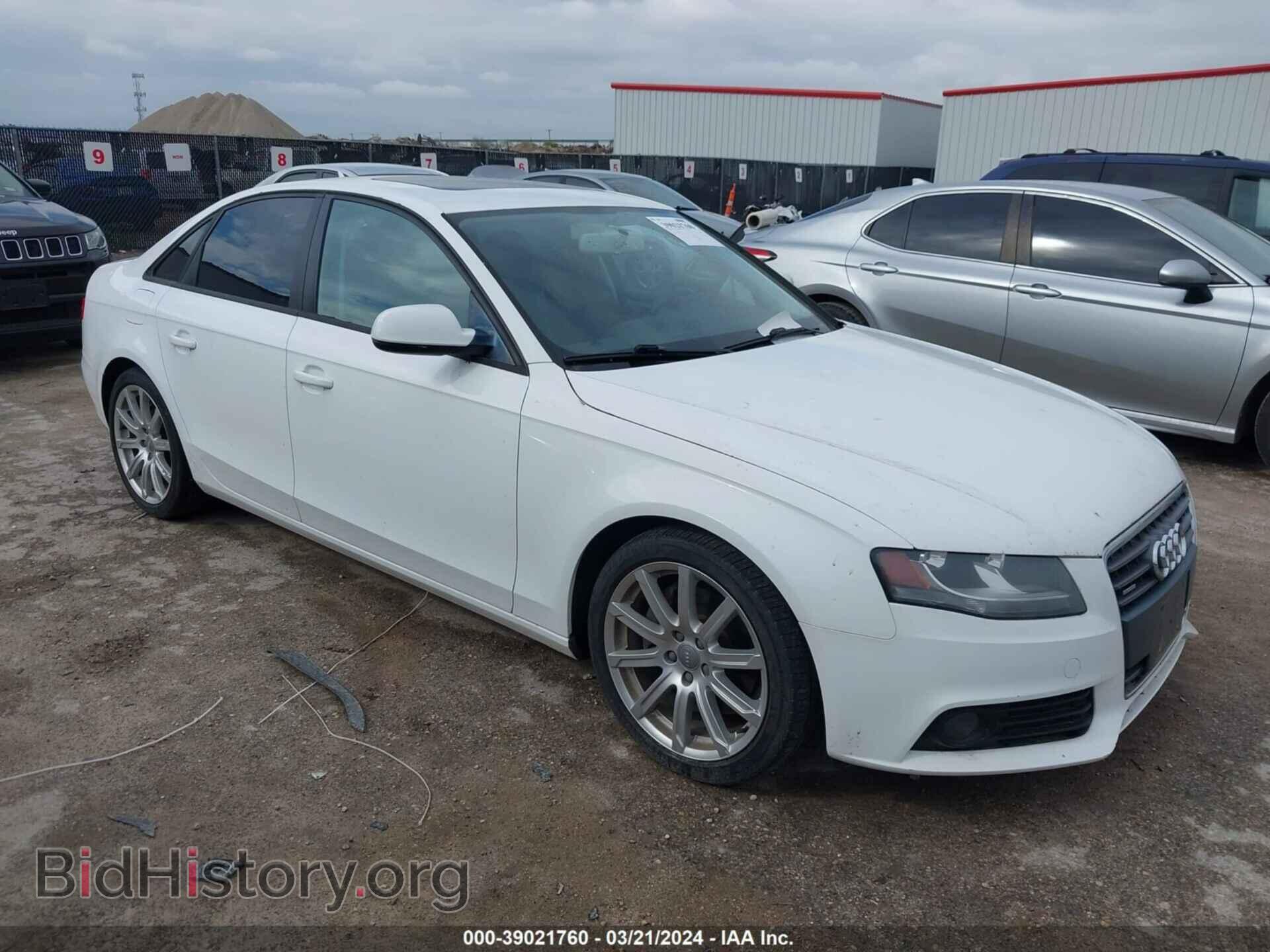 Фотография WAUDFAFL3BN044424 - AUDI A4 2011