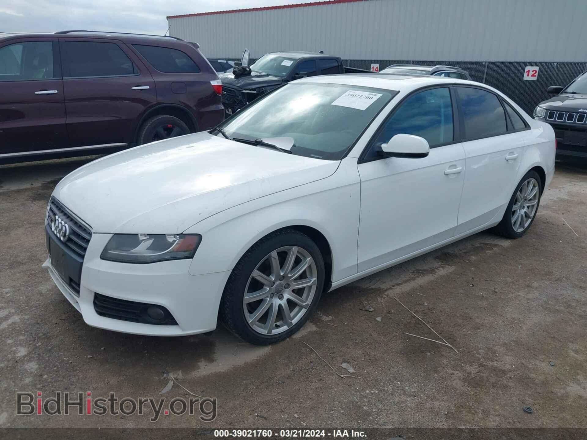 2011 AUDI A4 - VIN: WAUDFAFL3BN044424 - Фото 2