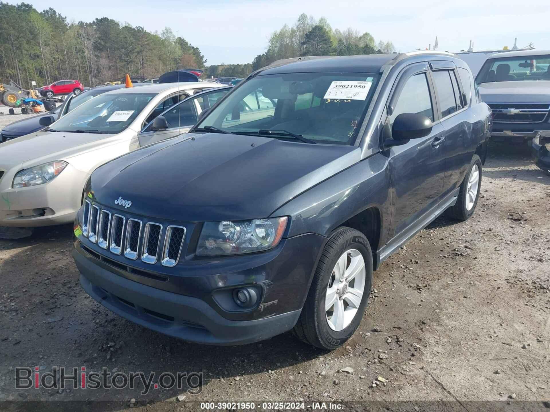 2015 JEEP COMPASS - VIN: 1C4NJCBBXFD334816 - Фото 2