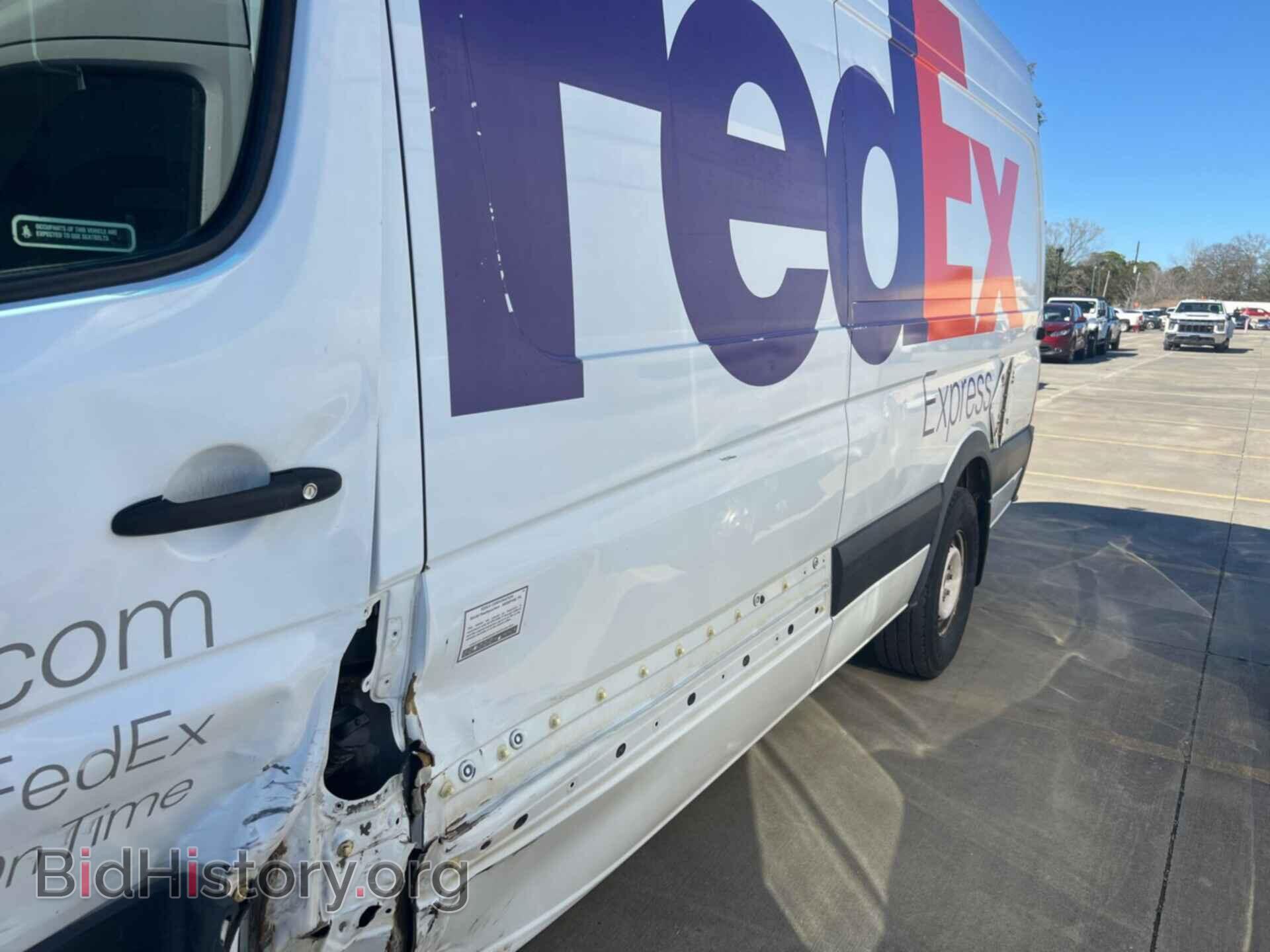 2014 MERCEDES-BENZ SPRINTER - VIN: WD3PE8DE9E5897375 - Фото 2